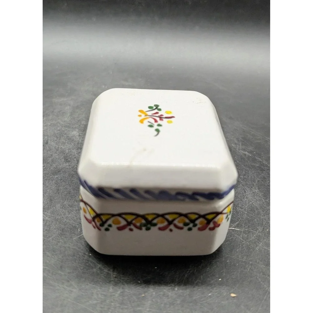Vintage Spanish Hand Painted Ceramic Trinket Box Floral Folk Art Espana White 2